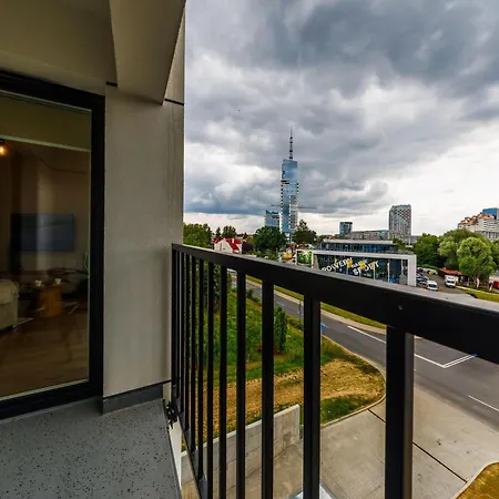 Daire Aurora Premium Apartment- Centre, Ac, Free Parking By Staynest *