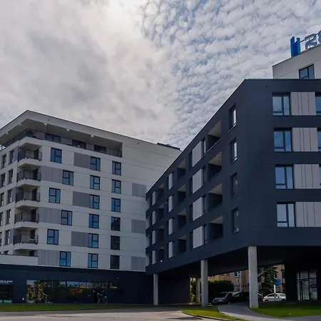 Daire Aurora Premium Apartment- Centre, Ac, Free Parking By Staynest Rzeszow