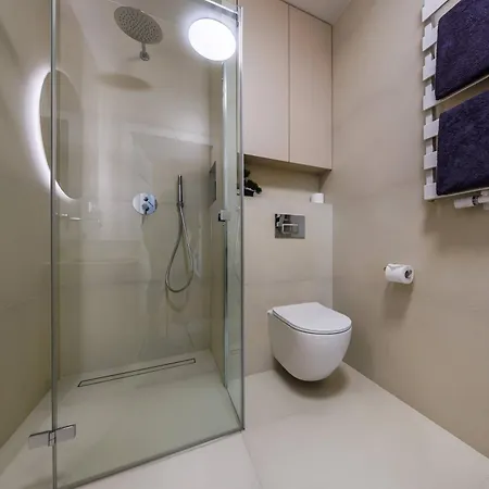 Aurora Premium Apartment- Centre, Ac, Free Parking By Staynest * Rzeszow