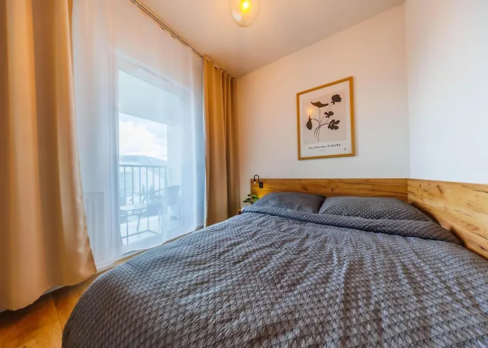 Aurora Premium Apartment- Centre, Free Parking By Staynest