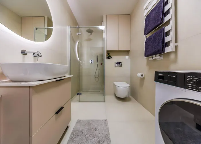 Aurora Premium Apartment- Centre, Free Parking By Staynest Appartement *