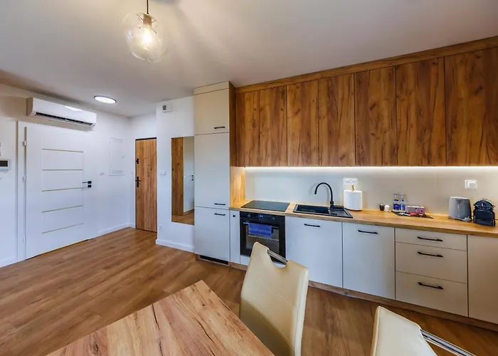 Aurora Premium Apartment- Centre, Free Parking By Staynest Appartement *